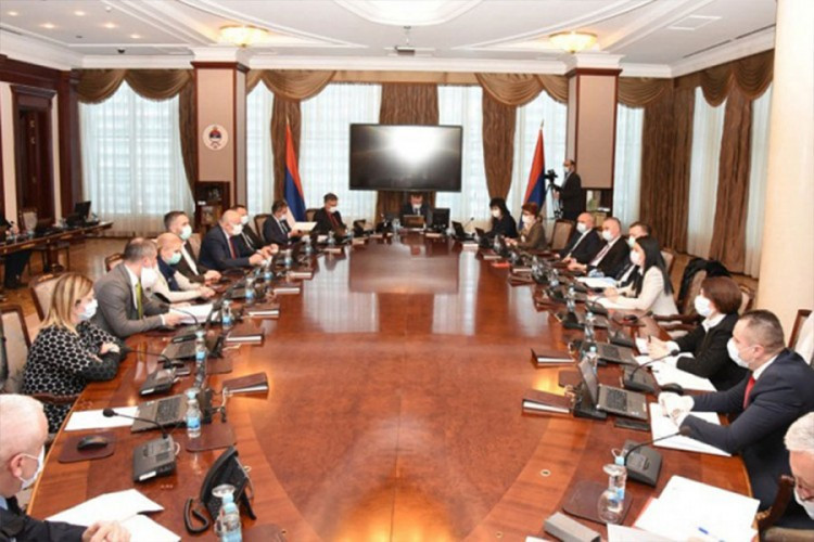 Kojim još djelatnostima se omogućava rad novom odlukom Štaba?