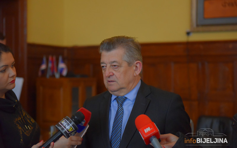 Oglasio se Mićo Mićić iz karantina