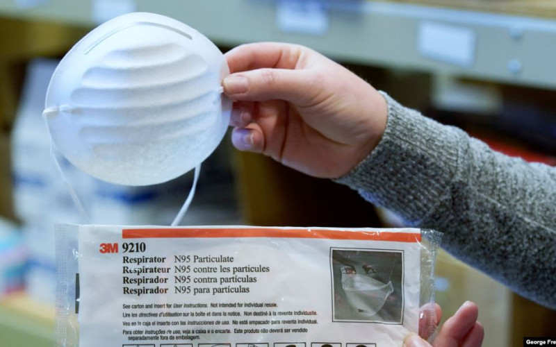 Rat za maske: Očajnička borba za zaštitu