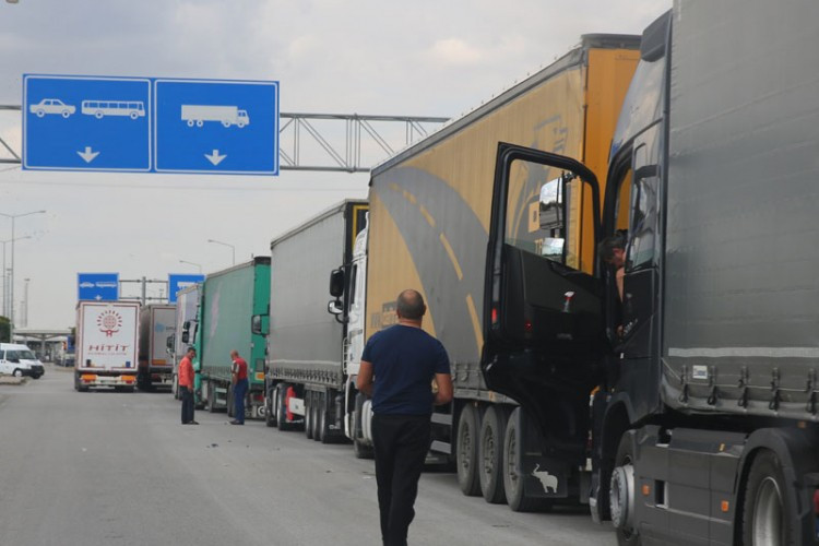 Prevoznicima u RS smanjena naknada za vanredni prevoz