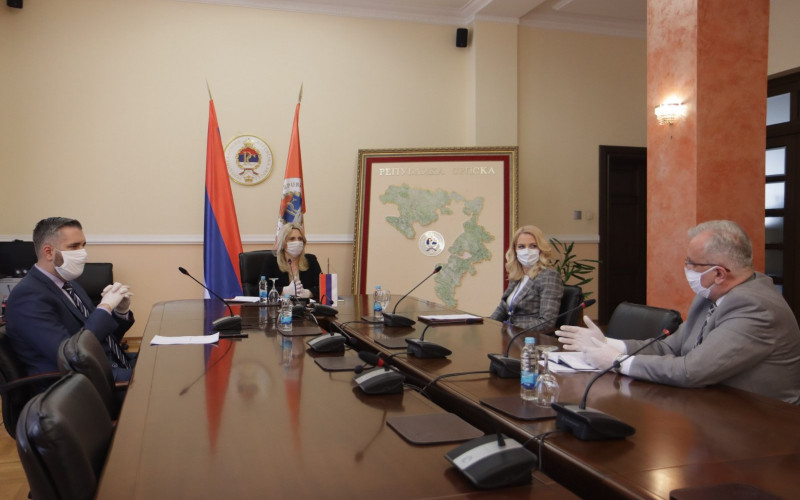 UPUTSTVO ZA OCJENJIVANJE UČENIKA PROSLIJEĐENO VLADI Sastanak radnog tima za obrazovanje Srpske