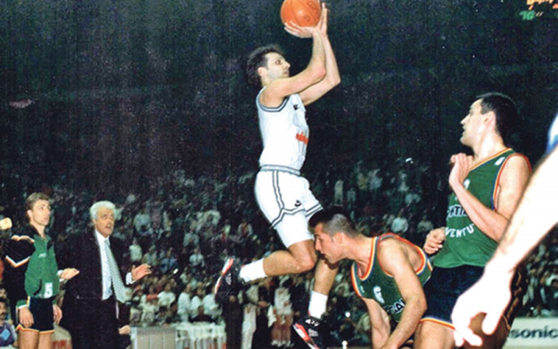 28 godina od trojke u Istanbulu: Na današnji dan Partizan ponio titulu prvaka Evrope