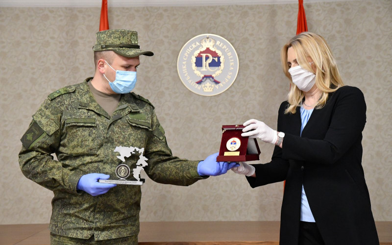 Srpska zahvalna Rusiji za pomoć - Uručena odlikovanja i zahvalnice /FOTO/