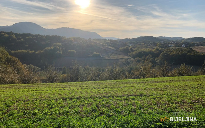 Danas sunčano i umjereno oblačno