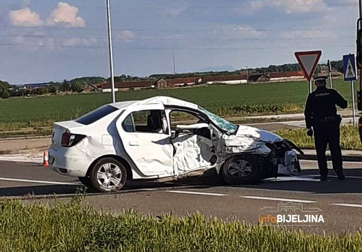 Teška NESREĆA na obilaznici kod Bijeljine, POGINUO MUŠKARAC /FOTO/