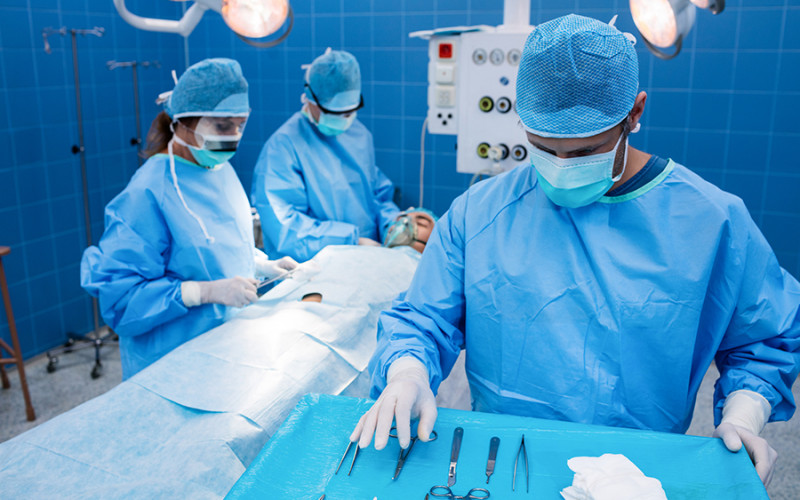 Evo zašto hirurzi uvijek nose plave i zelene mantile