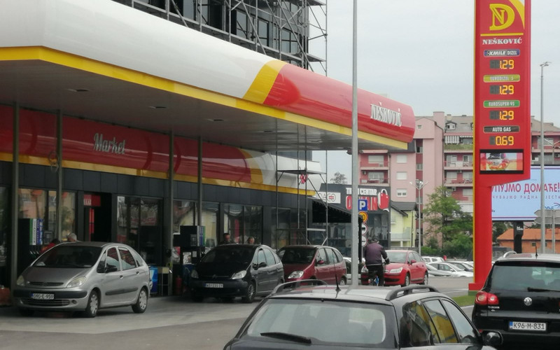 Nešković: Akcijska cijena goriva na novoj pumpi u Sremskoj ulici