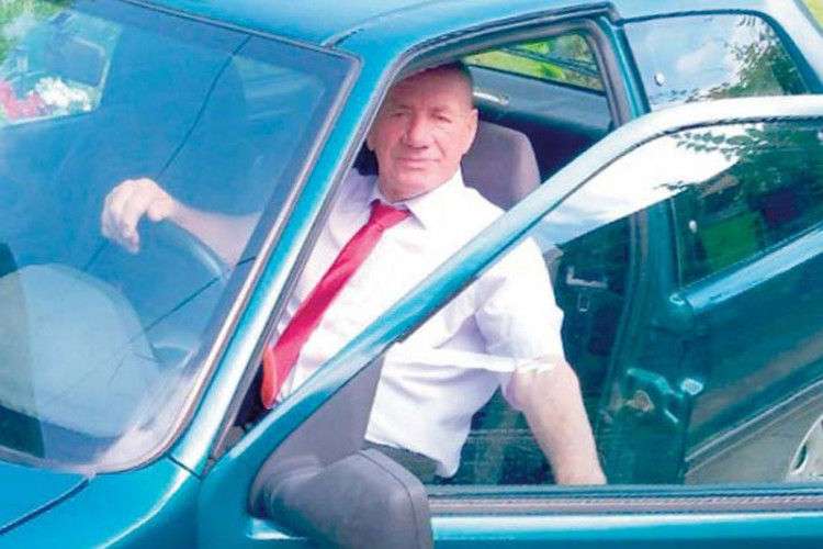 Veljko Gnjatović iz Prijedora vozački ispit položio u osmoj deceniji