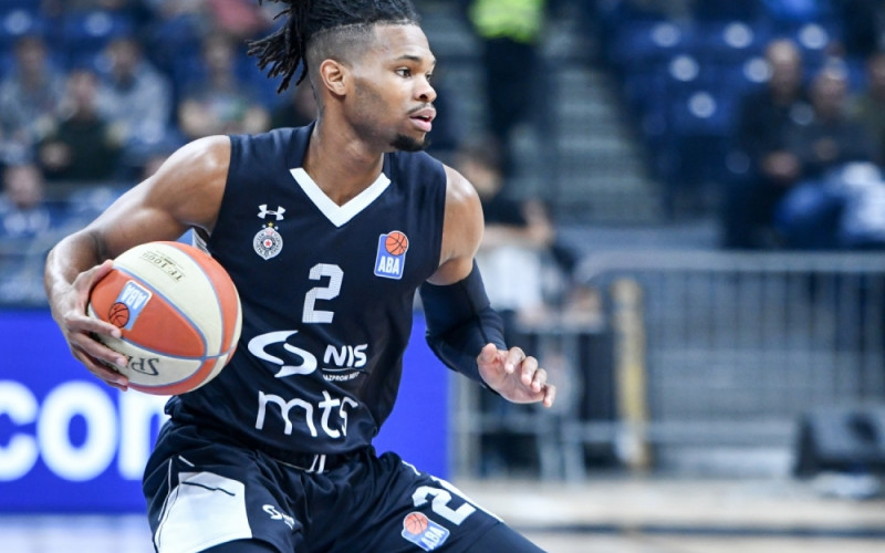 Kori Volden zvanično u Zvezdi