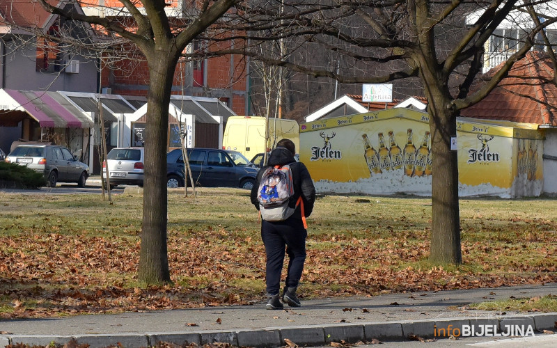 ŠKOLE SVE PRAZNIJE Oko 450 školaraca godišnje odlazi iz Srpske