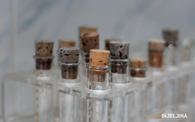 Virusom korona zaraženo više od 12,63 miliona ljudi