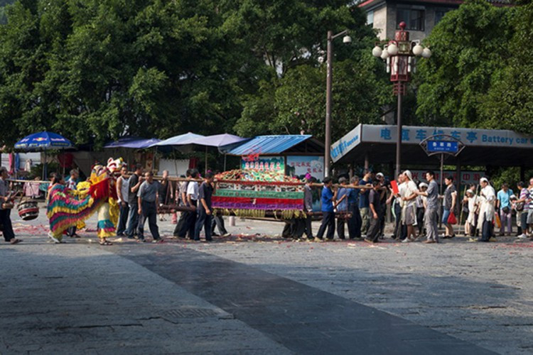 Proglasili ga mrtvim, dva mjeseca kasnije vratio se kući