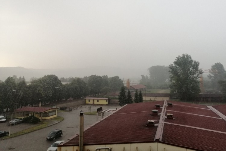 Snažno nevrijeme zahvatilo Banjaluku