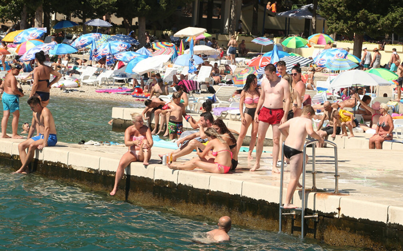 NEUM JEDINA SLOBODNA TERITORIJA NA JADRANU Ljetovalište u BiH hit u regionu