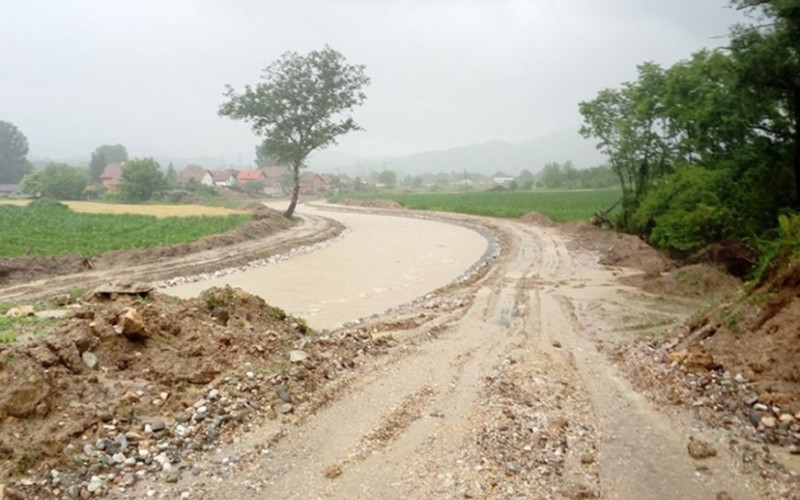 SRBIJI PRIJETE NOVE POPLAVE NA SEDAM RIJEKA 