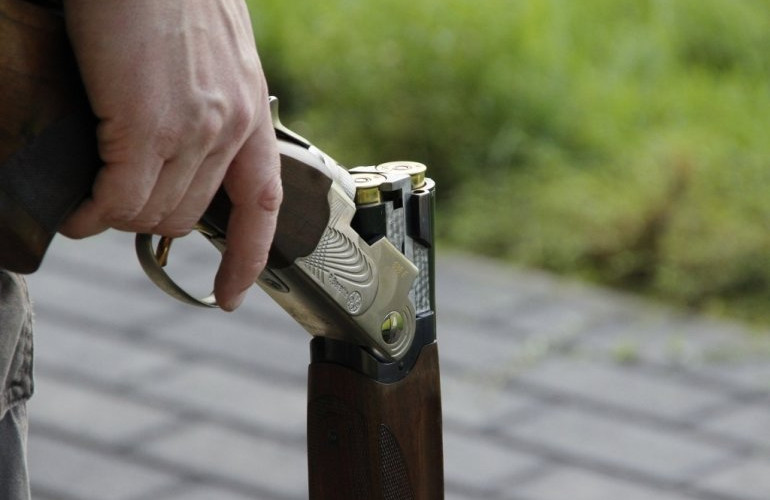 Otac upucao sina iz lovačke puške