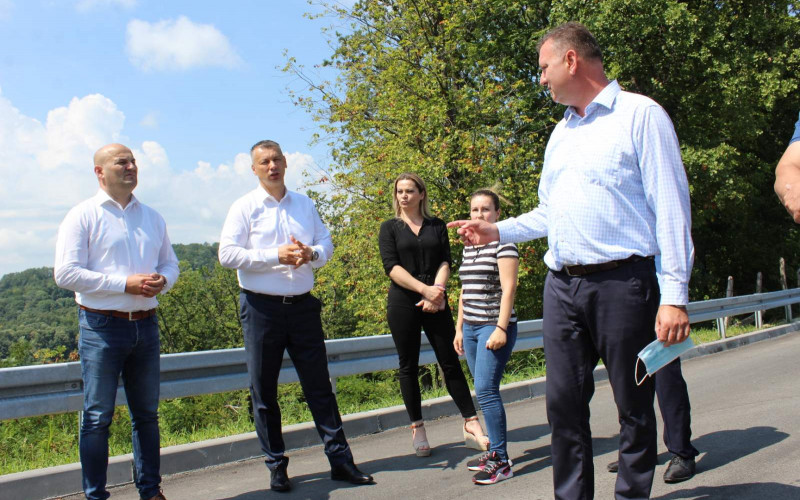 U saobraćaj puštena sanirana dionica regionalnog puta u Piperima kod Lopara