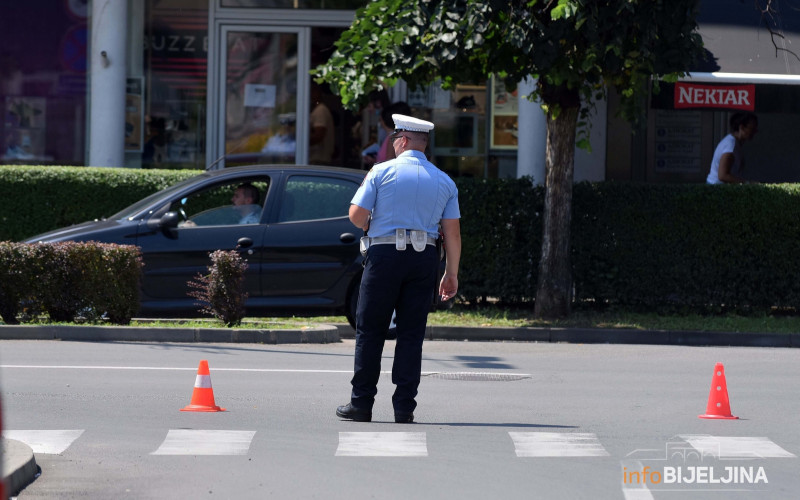 U saobraćajnoj nezgodi teško povrijeđen motociklista