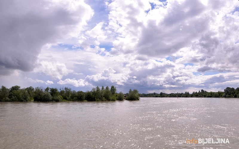 Na obali Drine, u mjestu Roćević, pronađeno tijelo muškarca