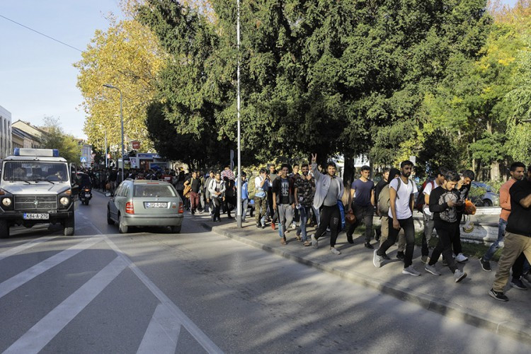 Migrantska kriza u USK prijeti da izmakne kontroli