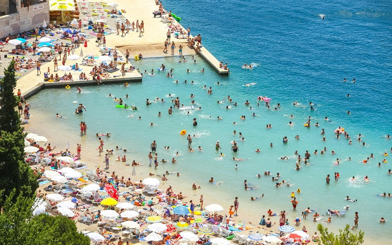 U NEUMU VIŠE GOSTIJU NEGO U DUBROVNIKU 