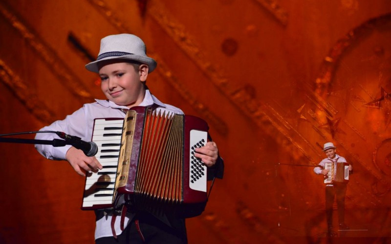 Nova dva zlatna odličja desetogodišnjeg harmonikaša Đorđa Perića