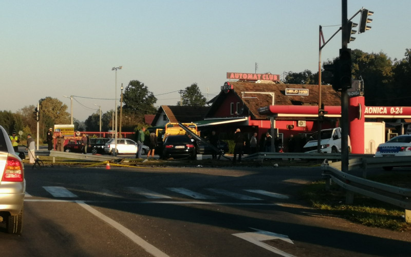 TRAGEDIJA U RANO JUTRO Poginule tri osobe u teškoj nesreći