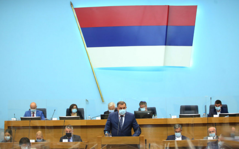 DODIK DOBIO PODRŠKU POSLANIKA Memorandum CIK BiH i IFES pao u vodu