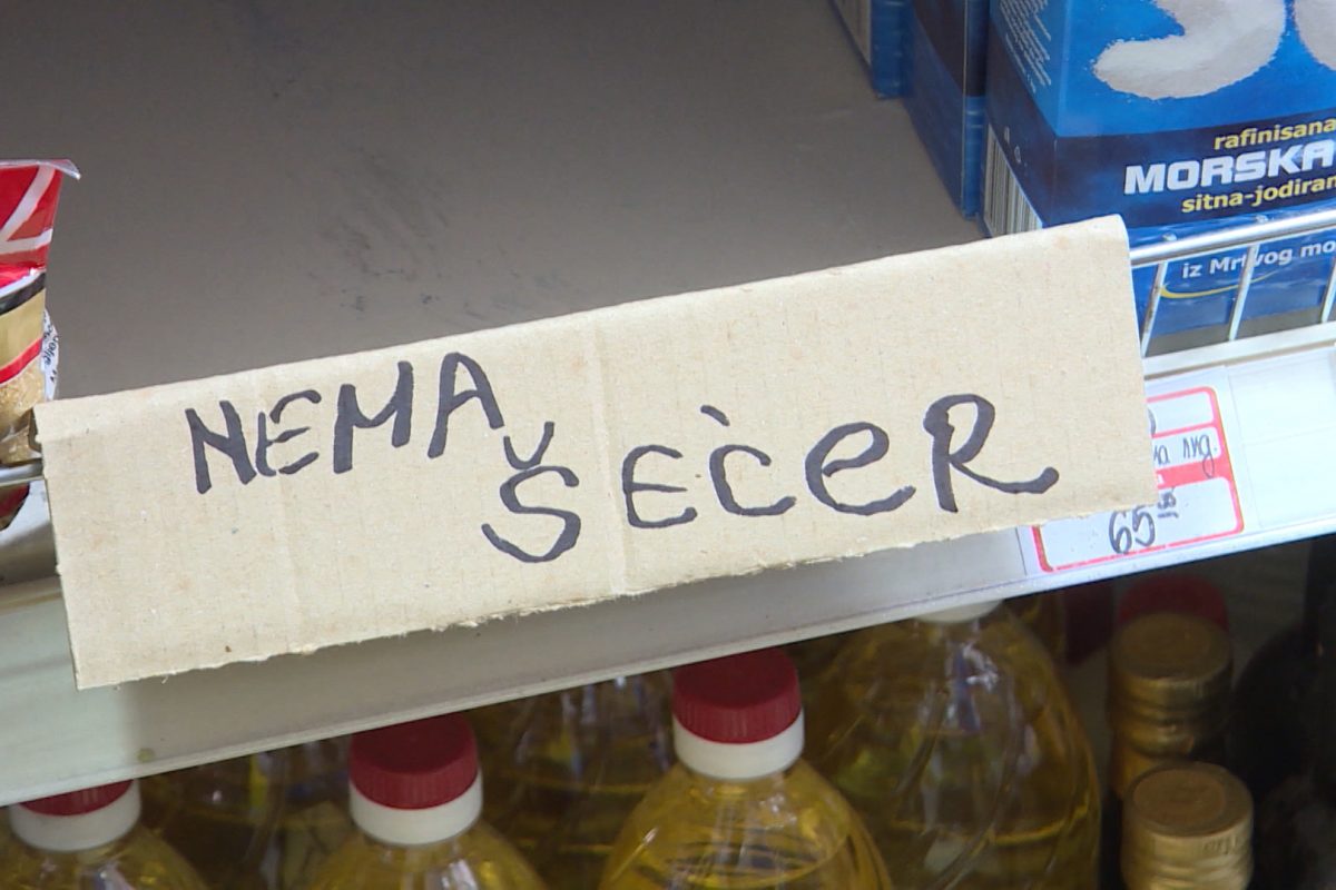 Panična kupovina šećera u Srbiji ne prestaje