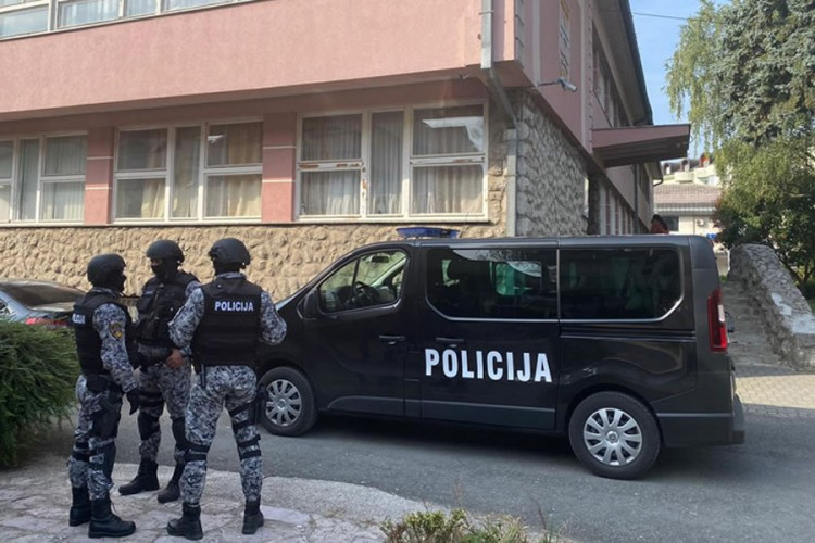 Hapšenja zbog izborne prevare: Osumnjičeni za zloupotrebu mrtvih