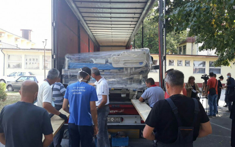 Bijeljina: Švajcarska dijaspora poklonila 28 kreveta za kovid bolnicu