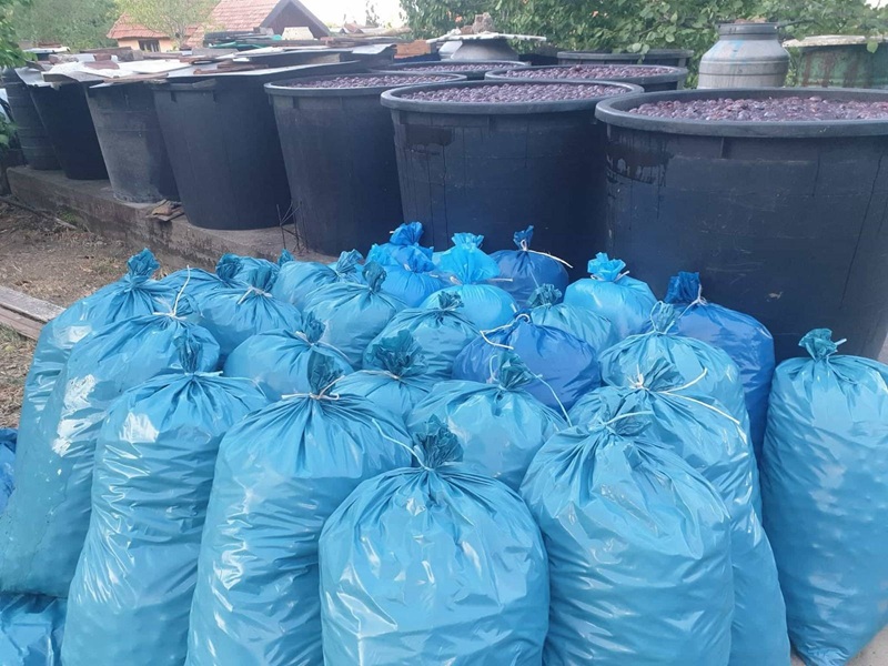 Rakija Radovanovića stiže do Kanade i Amerike, ali rudnik prijeti da ugasi viševjekovno ognjište /FOTO/