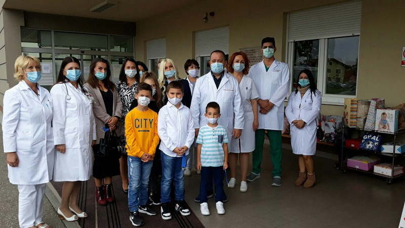 Učenici iz Crnjelova obradovali djecu na pedijatriji