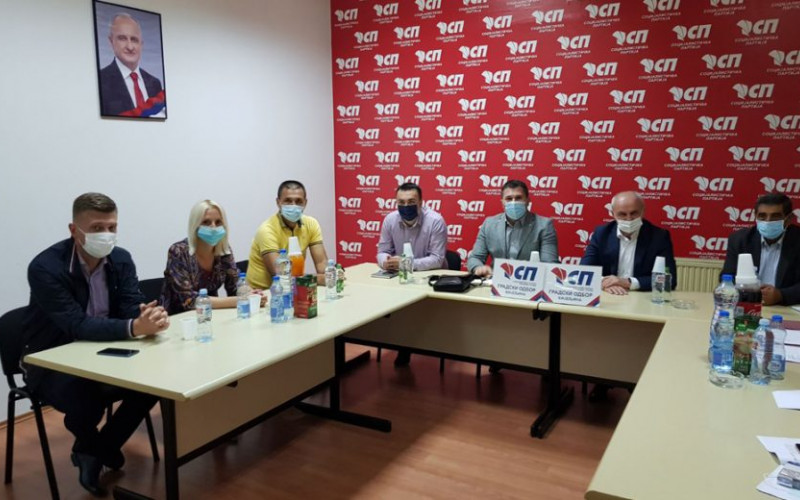 Predsjednik SP Petar Đokić na sastanku sa kandidatima iz Bijeljine