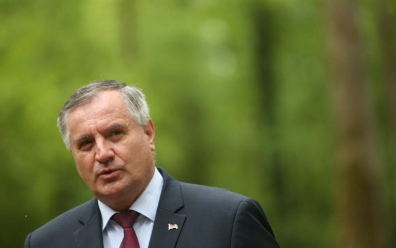 POMOĆ ZA UGROŽENE Iz budžetske rezerve premijera Srpske do sada uplaćeno 65.000 maraka u humanitarne svrhe