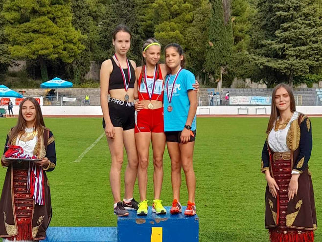 Ema Kovač iz Bijeljine osvojila prvo mjesto u disciplini na 600 metara