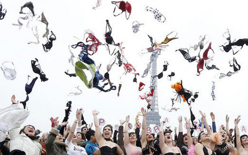 Svjetski dan bez grudnjaka: Uzmite grudi u svoje ruke!