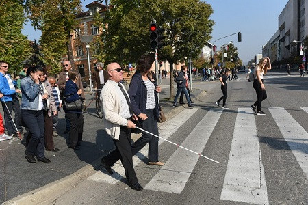 Svjetski dan bijelog štapa: Slijepi bili u izolaciji i prije pandemije