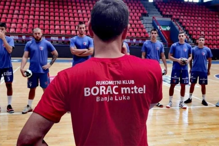 Četrnaest rukometaša Borca zaraženo koronom