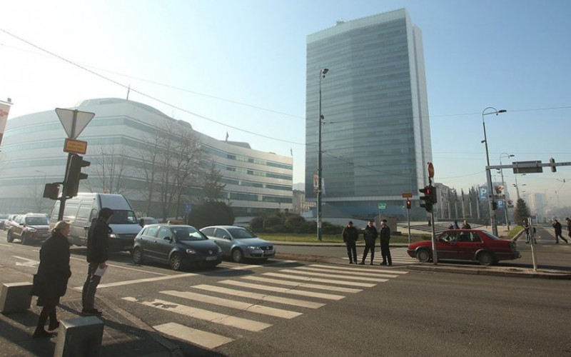MALO IM 22.227 ZAPOSLENIH Institucije BiH primaju još 13 službenika