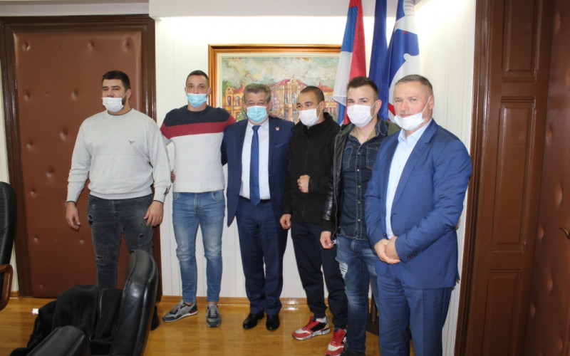 Nagrada bijeljinskim bokserima