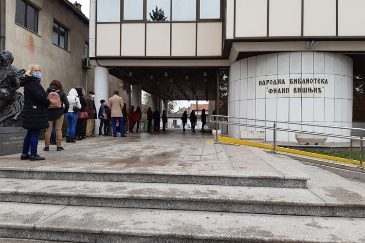 Biblioteka u Bijeljini za dan bogatija za više od 8.000 članova