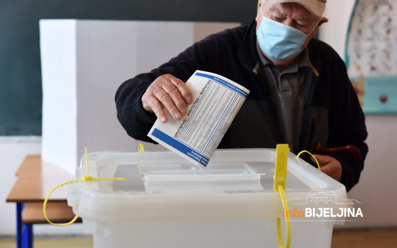 Otvorena sva biračka mjesta u Srpskoj