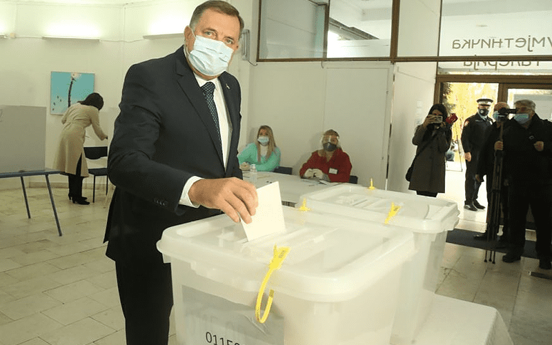 „VAŽAN DAN ZA SVE“ Dodik poručio da izbori pokazuju snagu i demokratski potencijal Srpske