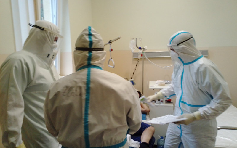 Bijeljina: U kovid bolnicama 106 pacijenata, 13 na respiratoru (FOTO)