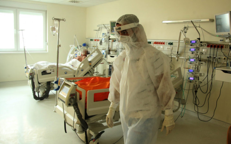 NOVA ISTRAŽIVANJA Muškarci brže gube antitijela na virus korona