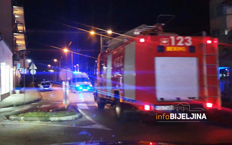 Prijavljeno da je u bijeljinskoj kockarnici postavljena bomba: Na terenu policija, Hitna i vatrogasci