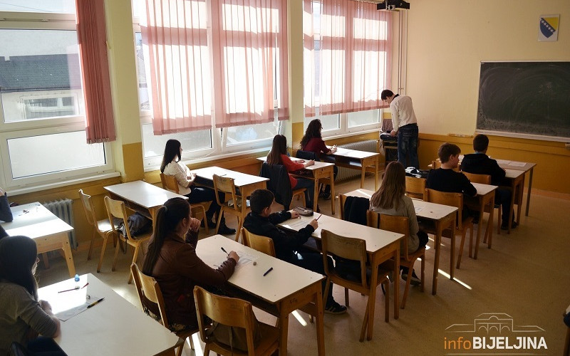 Od sutra nastava u školama