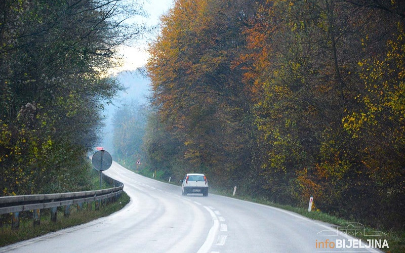 Kolovozi mokri, poledica u višim krajevima