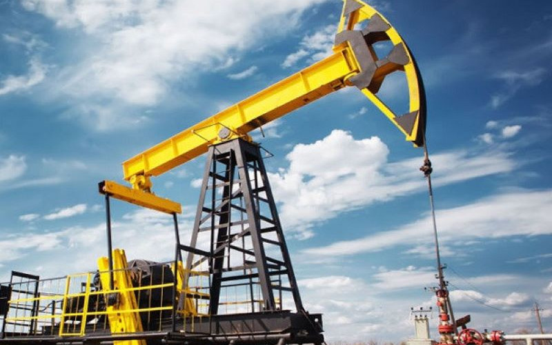 Nafta skuplja poslije vijesti o vakcinama